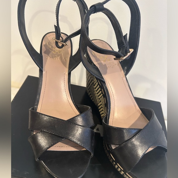 Vince Camino Strappy Platforms - Picture 6 of 11